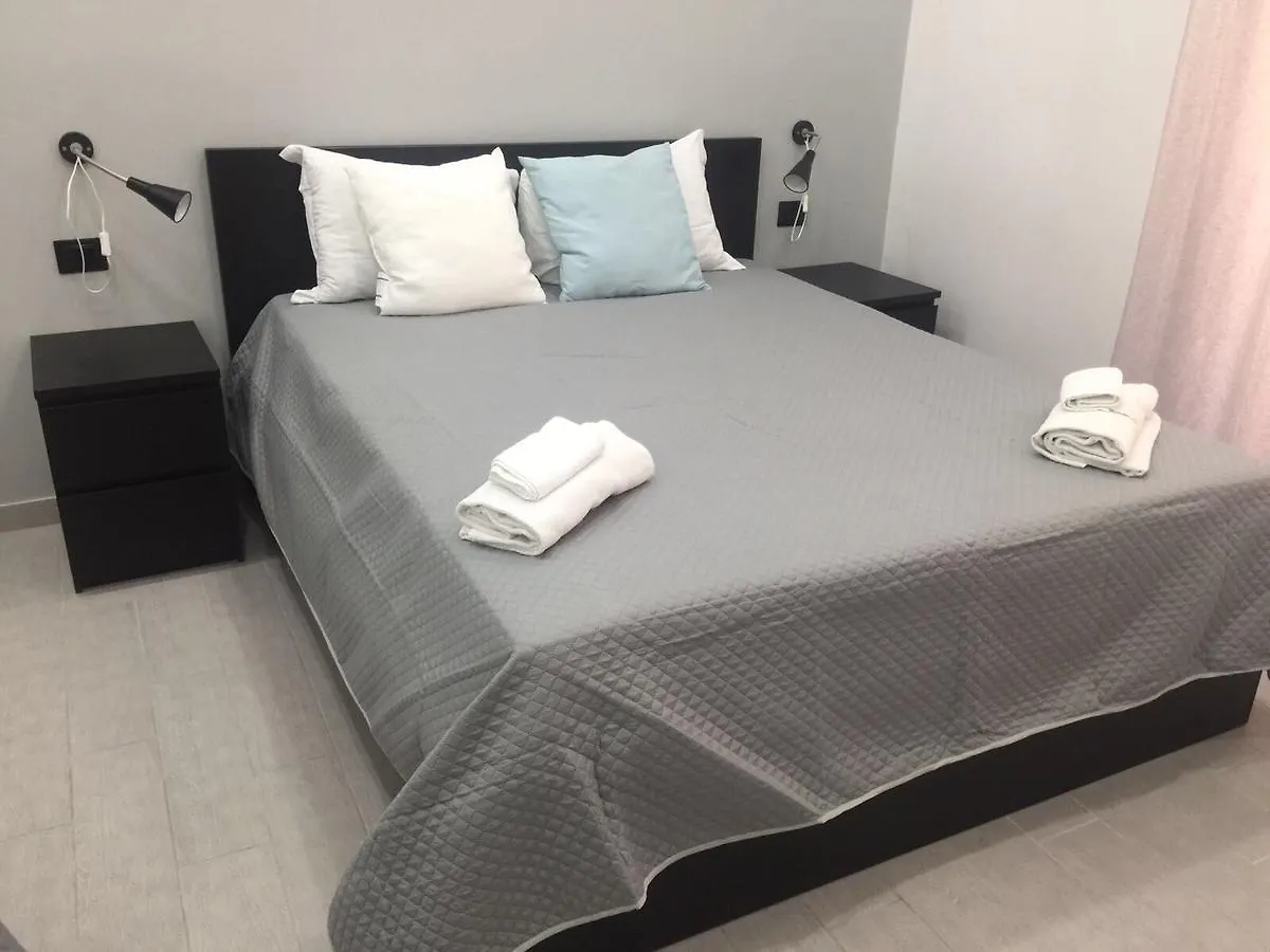 Civico 7 Bed & Breakfast Naples Italy